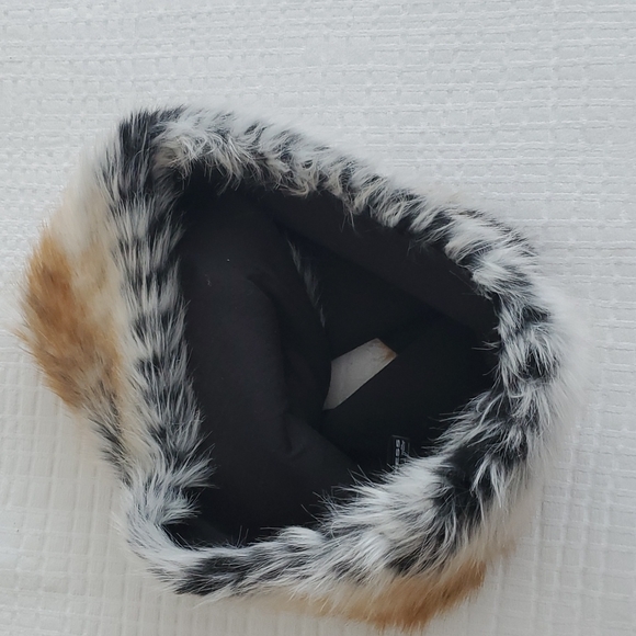 Faux Fur Neck Scarf Infinity - Picture 2 of 4